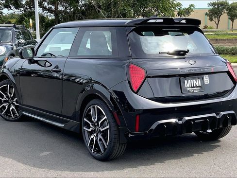 New 2026 MINI Cooper S image 3