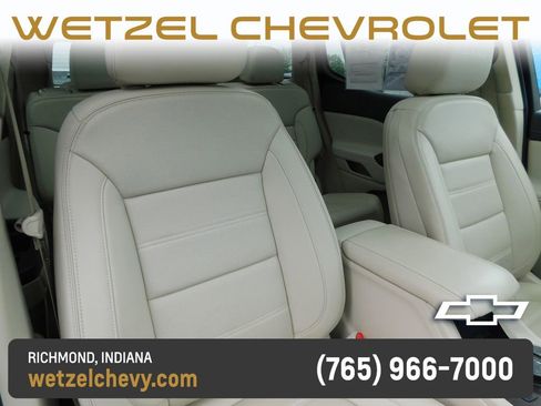 Used 2023 GMC Acadia Denali w/ Denali Technology Package AWD/4WD image 21