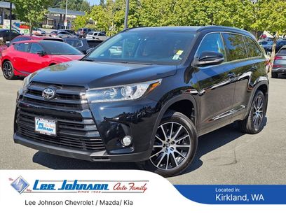 Used 2018 Toyota Highlander SE