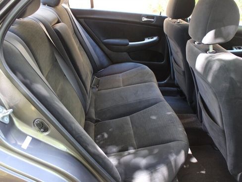 Used 2006 Honda Accord EX image 15