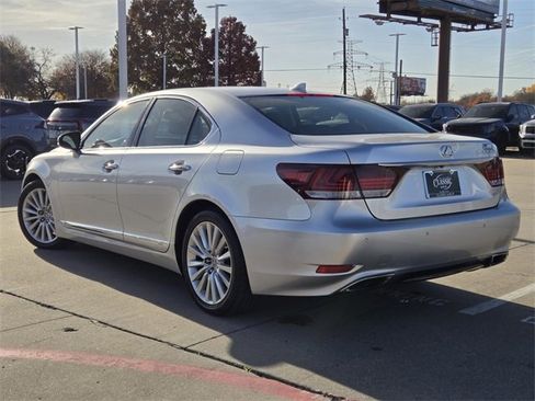 Used 2016 Lexus LS 460 AWD image 4
