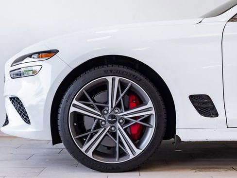 Used 2024 Genesis G70 2.5T w/ Sport Prestige Package AWD/4WD image 31