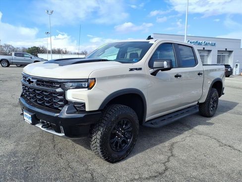 New 2026 Chevrolet Silverado 1500 ZR2 w/ Dark Appearance Package image 7