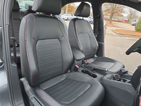 Used 2017 Volkswagen Jetta GLI image 10