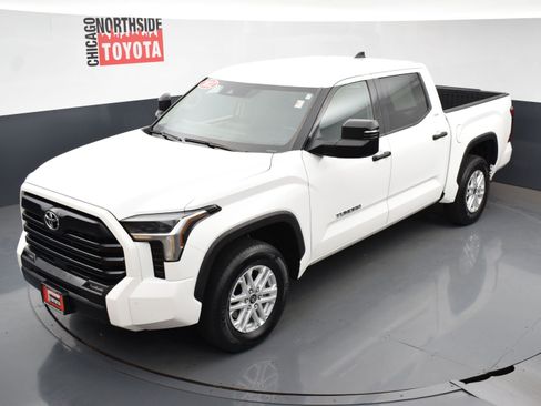 Used 2022 Toyota Tundra SR5 image 28