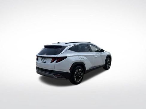 Used 2026 Hyundai Tucson SEL FWD image 3