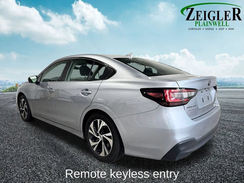 Used 2022 Subaru Legacy Premium AWD/4WD image 3