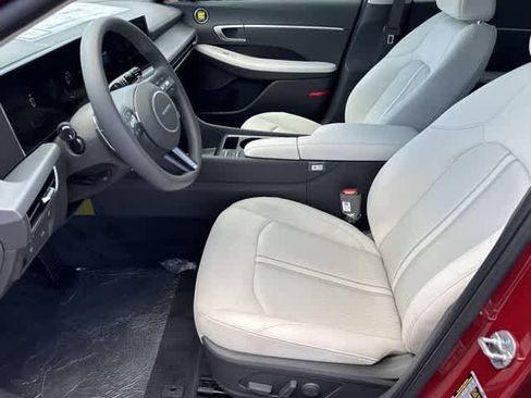 New 2025 Hyundai Sonata SEL FWD image 10