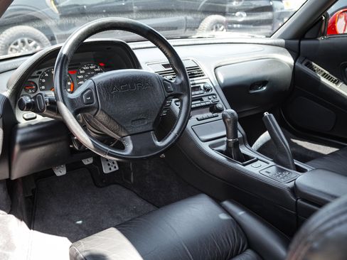 Used 1994 Acura NSX RWD image 32