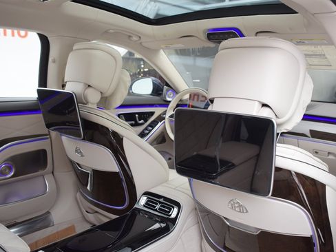 New 2026 Mercedes-Benz Maybach S 680 4MATIC image 18