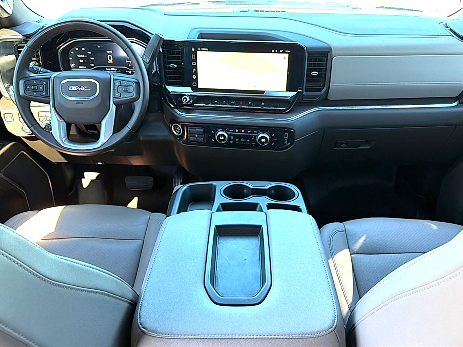 Used 2024 GMC Sierra 1500 SLT AWD/4WD image 20