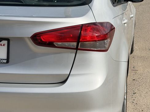 Used 2018 Kia Forte LX w/ LX Rear Camera Package FWD image 24