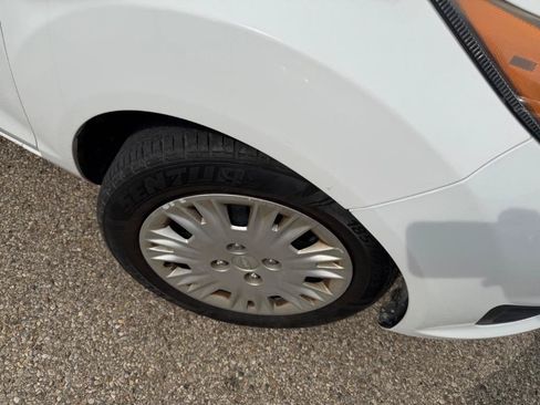 Used 2016 Ford Fiesta S FWD image 4