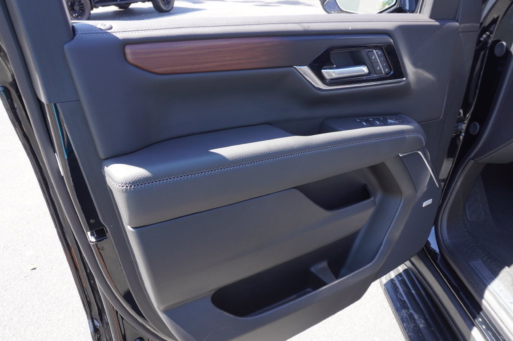 Certified 2026 GMC Yukon Denali AWD/4WD image 16