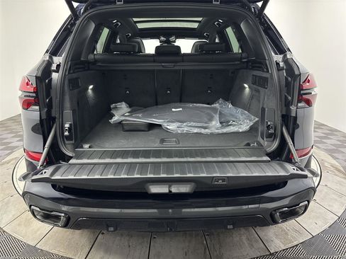 New 2026 BMW X5 xDrive40i w/ M Sport Package image 21