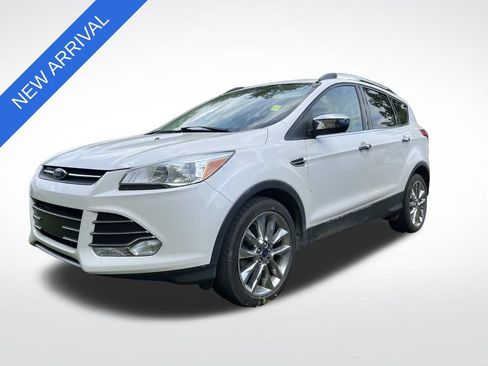 Used 2016 Ford Escape SE w/ SE Chrome Package FWD image 6