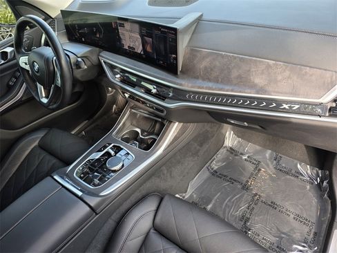Used 2023 BMW X7 xDrive40i w/ Premium Package image 36