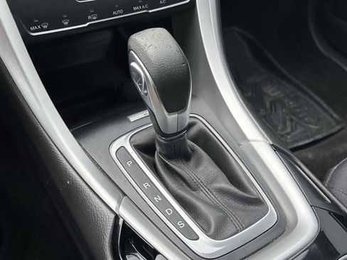 Used 2013 Ford Fusion SE FWD image 20