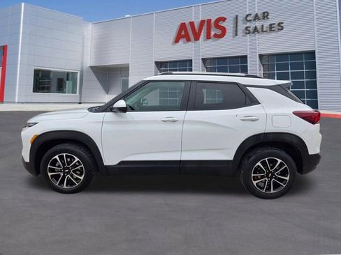 Used 2025 Chevrolet TrailBlazer LT AWD/4WD image 11