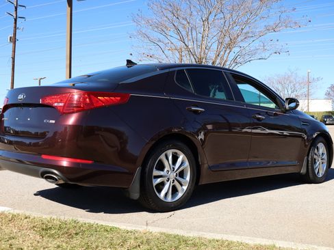 Used 2013 Kia Optima EX w/ Premium Pkg image 5
