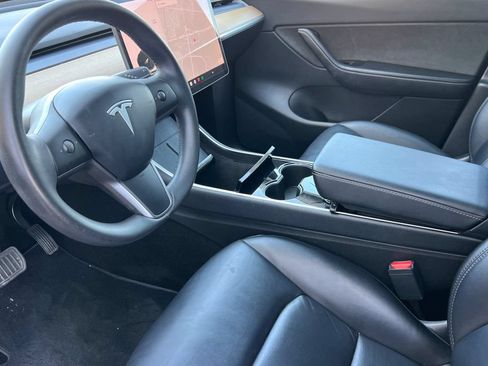 Used 2020 Tesla Model Y Long Range AWD/4WD image 12