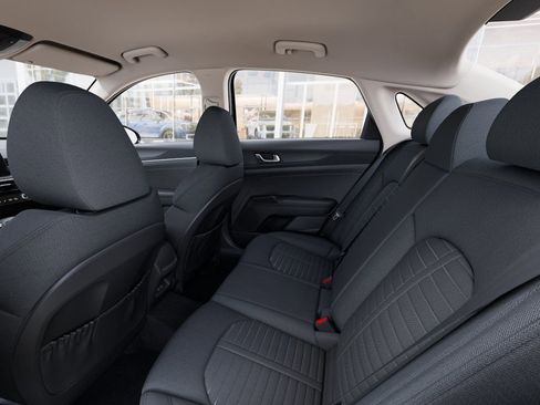 New 2026 Kia K5 LXS FWD image 18