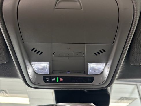 Certified 2022 Cadillac XT4 Luxury image 18