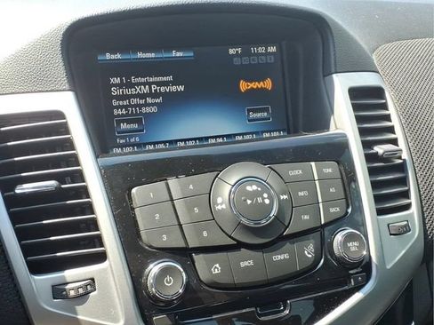 Used 2015 Chevrolet Cruze LT FWD image 8