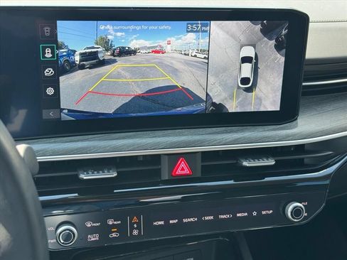 Used 2025 Kia K5 EX FWD image 23