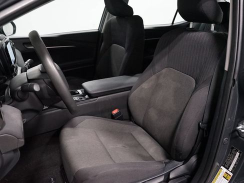 Certified 2025 Toyota Camry LE FWD image 6