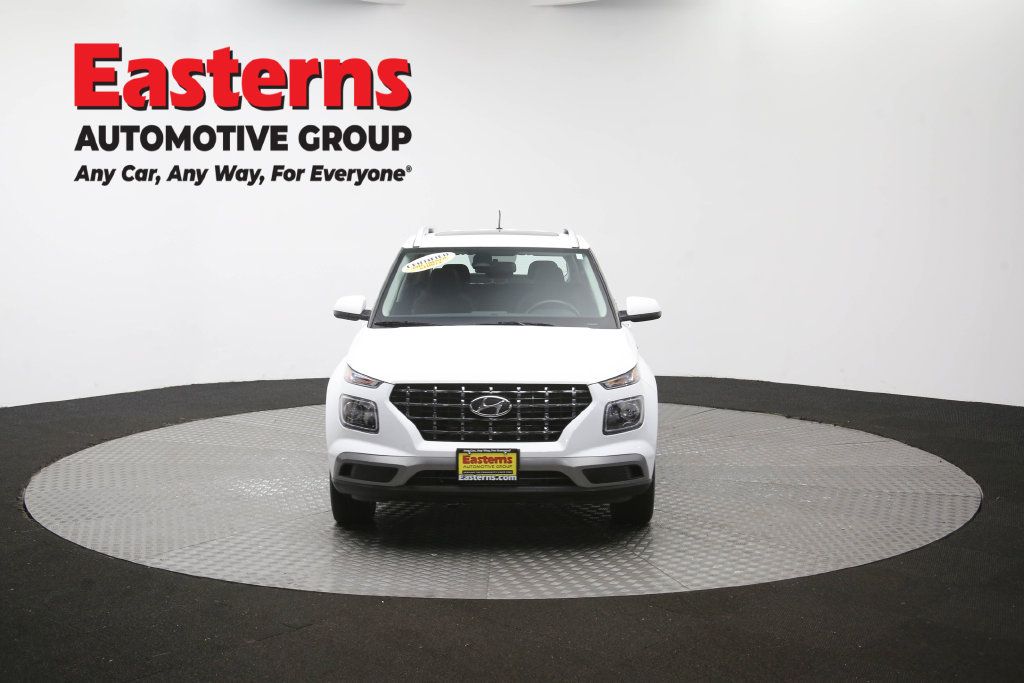 Used 2025 Hyundai Venue SEL FWD image 57