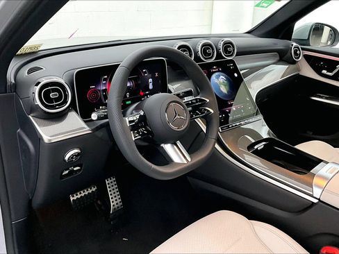 New 2026 Mercedes-Benz GLC 350e 4MATIC image 6