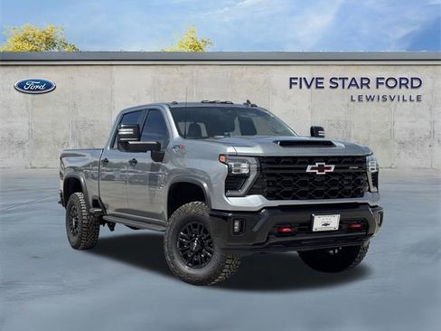 Used 2024 Chevrolet Silverado 2500 ZR2 w/ Technology Package image 1