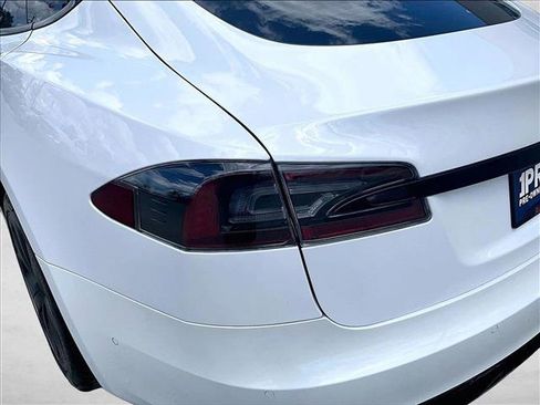Used 2022 Tesla Model S AWD/4WD image 29