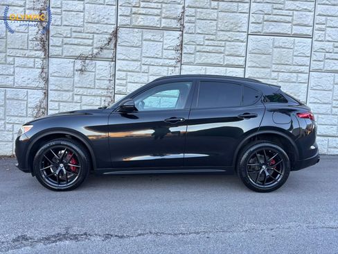 Used 2020 Alfa Romeo Stelvio w/ Nero Edizione image 7