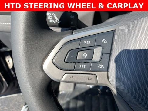 New 2025 Volkswagen Taos SE image 26