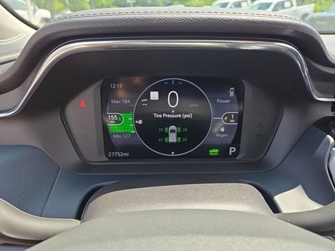 Used 2023 Chevrolet Bolt EUV Premier w/ Sun & Sound Package FWD image 25