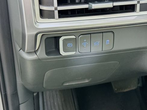 Used 2024 Hyundai Santa Fe SEL AWD/4WD image 17