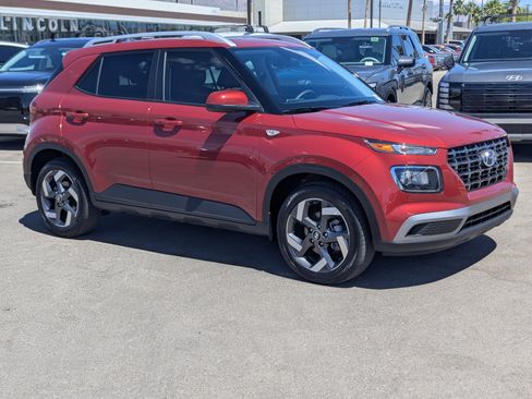 Used 2026 Hyundai Venue SEL image 1