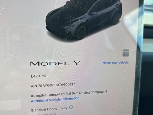 Used 2026 Tesla Model Y 2WD image 8