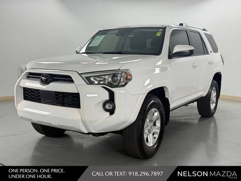 Used 2024 Toyota 4Runner SR5 AWD/4WD image 1