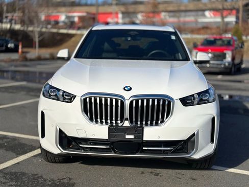 Certified 2026 BMW X5 xDrive40i w/ Parking Assistance Package image 10