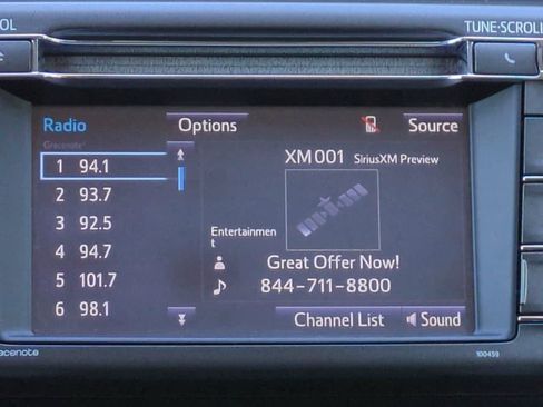 Used 2015 Toyota RAV4 Limited w/ Outdoor Package AWD/4WD image 18