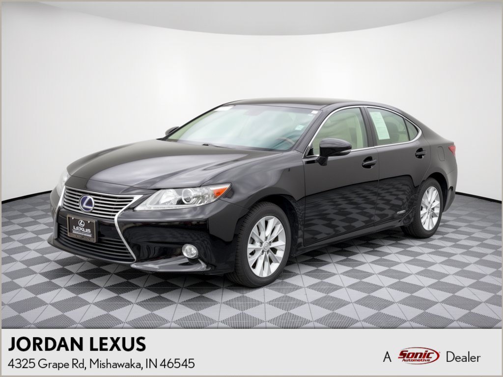 Used 2013 Lexus ES 300h w/ Luxury Pkg FWD image 1