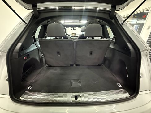 Used 2017 Audi Q7 3.0T Premium Plus w/ Premium Plus Package image 32