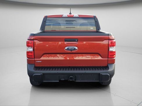 Used 2024 Ford Maverick Lariat image 8