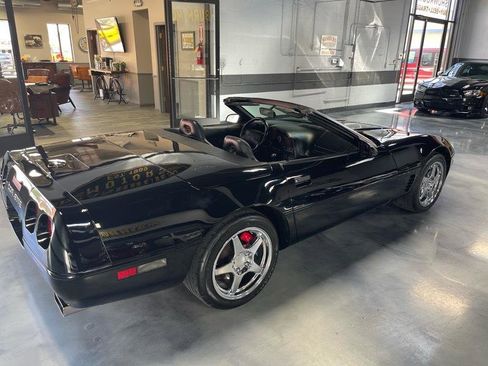 Used 1996 Chevrolet Corvette Convertible image 25