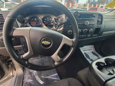 Used 2013 Chevrolet Silverado 2500 LT w/ Convenience Package image 12
