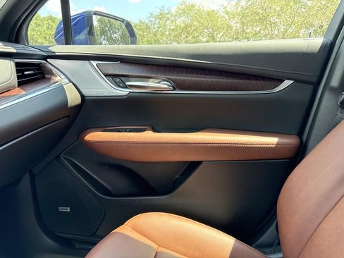 New 2026 Cadillac XT5 Premium Luxury w/ Driver Assist Package FWD image 21