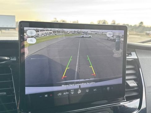 Used 2024 Ford Transit 350 XLT image 33